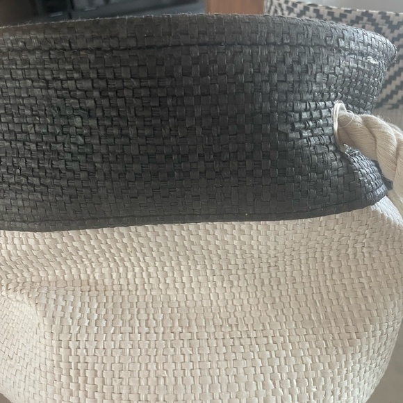 SET OF 3 SMALL BLACK AND WHITE STORAGE BASKETS - Picture 3 of 13